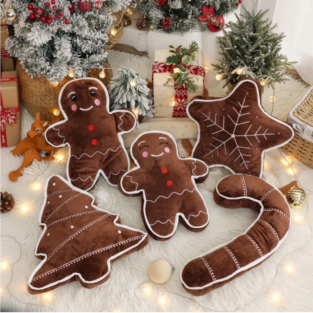 Amazon Brown Gingerbread Holiday Plush Pillow Set - Tree Star Candy Cane